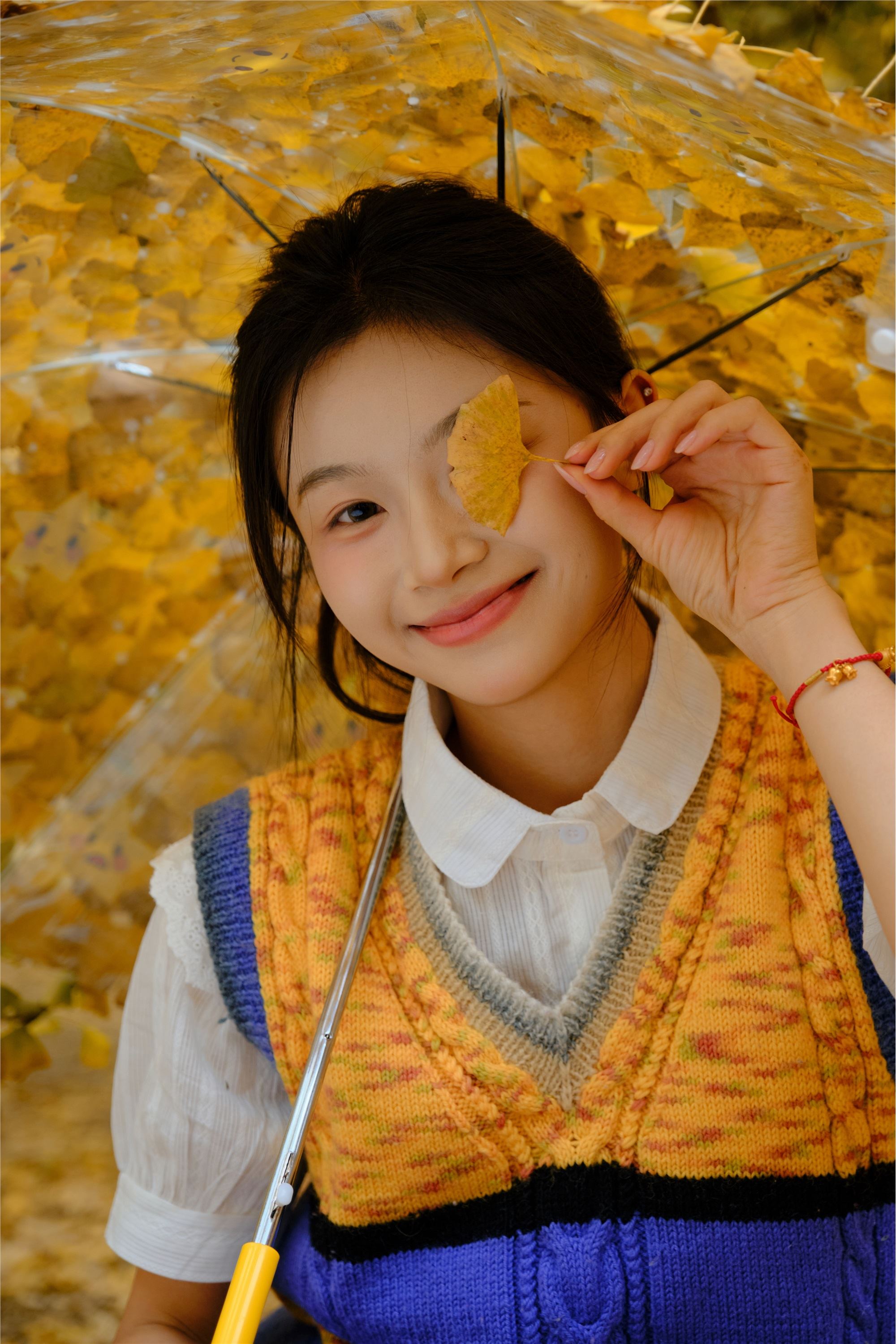 YITUYU艺图语 2025.01.27 银杏少女 小番茄